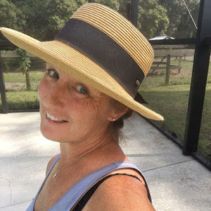 Meet your Posher, Anne